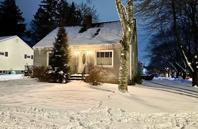 Updated 4 Bedroom House photos photos