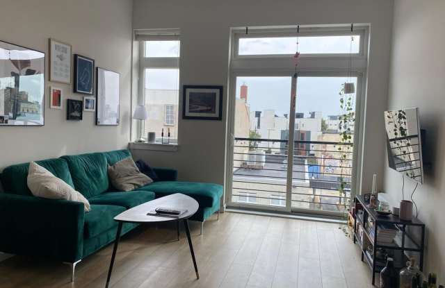 18 W GIRARD AVE photos photos