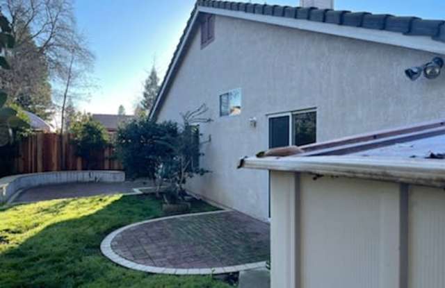 1831 Discovery Drive Gallery 3