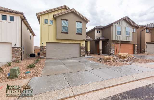 Town Home in Desert Bluffs photos photos
