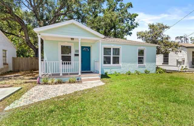 3906 N OLA AVENUE photos photos