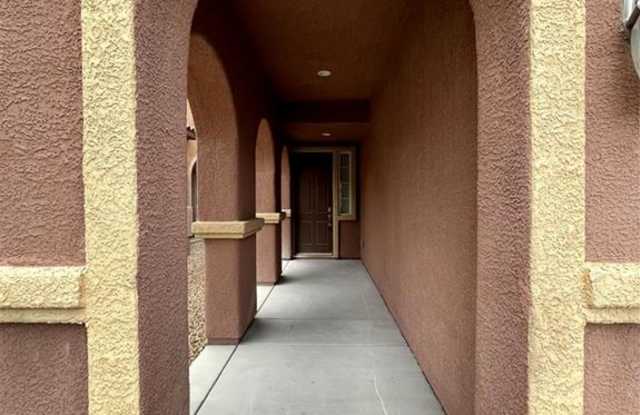 320 Gemstone Hill Avenue Gallery 3