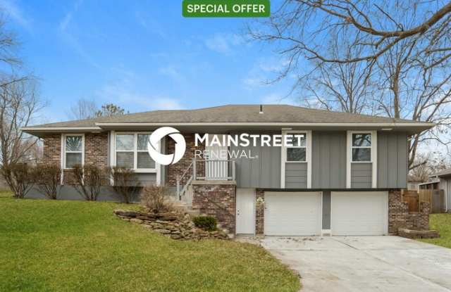 417 Northeast Colonial Court photos photos