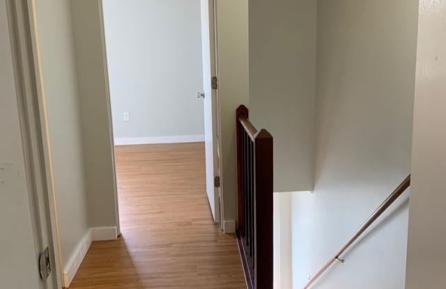 2 Bedroom 2 Bath Townhouse photos photos