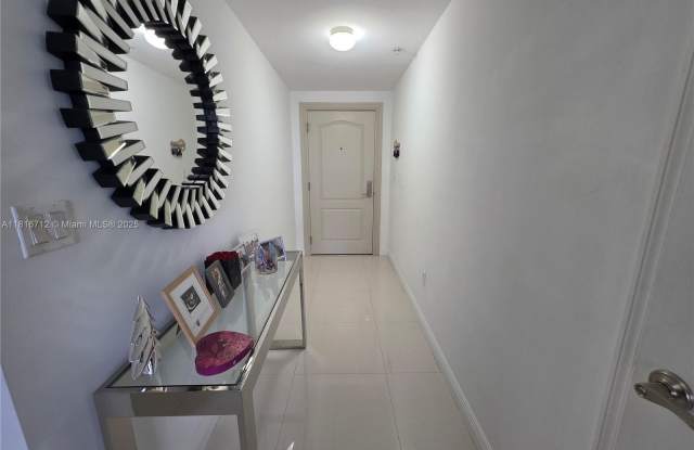 2701 SW 3rd Ave photos photos