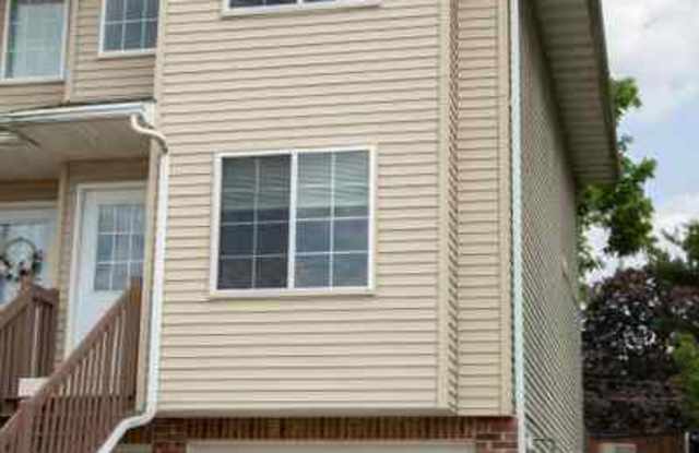 2680 Beverly Ave photos photos