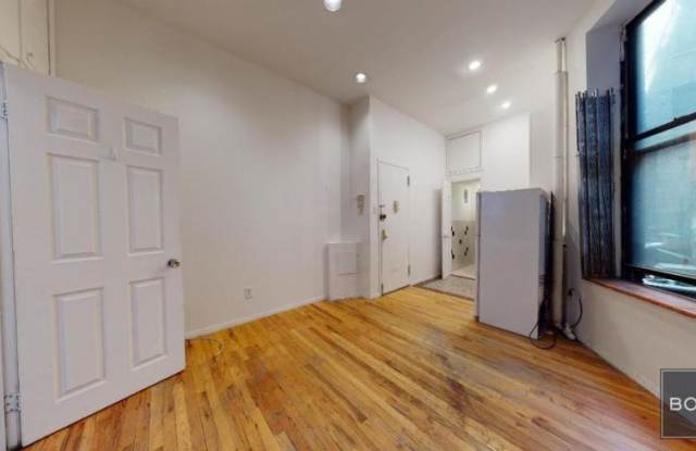 214 East 10th Street photos photos