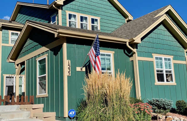 1535 Portland Gold Dr photos photos