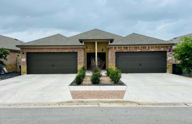 Townhome for rent Gallery 2