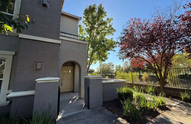 2 Bed | 2 Bath | 1314 SF | 2 Car Garage | Condominium | WS&G Paid by Owner Gallery 1