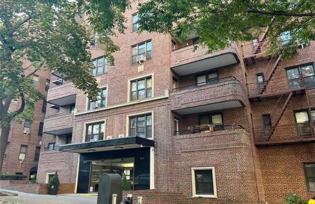 123-35 82nd Road - 123-35 82nd Road, Queens, NY 11415