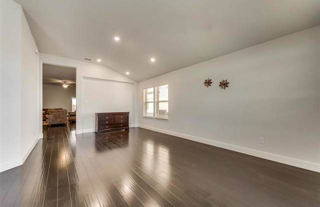 6813 Danridge Road Gallery 4