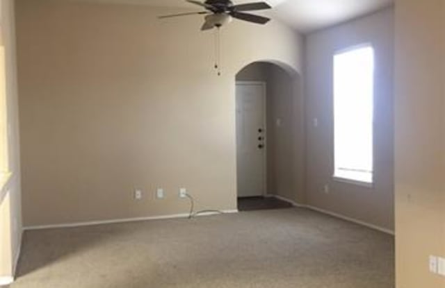 1437 Ravenwood Drive Gallery 3