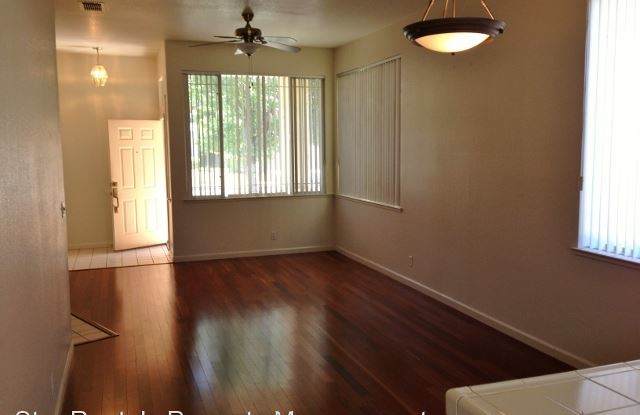 616 BLARNEY Gallery 2
