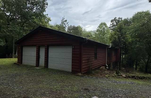 493 Harper Valley Road Gallery 2