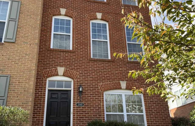 23115 SUNBURY ST - 23115 Sunbury Street, Loudoun Valley Estates, VA 20148