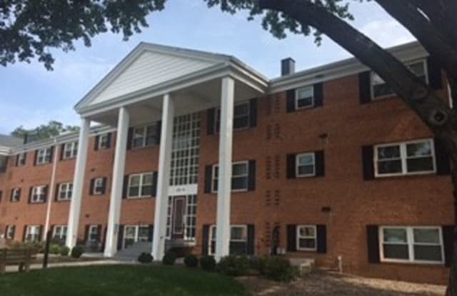 120-6 Washington St NE B3 - 120-6 Washington St NE, Leesburg, VA 20176