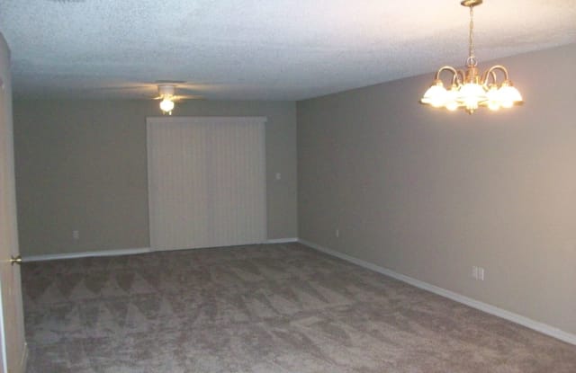 4472 Melissa Ct W - 4472 W Melissa Ct, Jacksonville, FL 32210