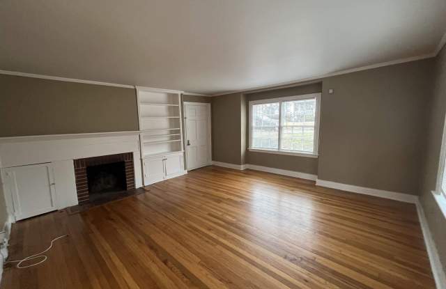 813 Beechwood #4 Gallery 3