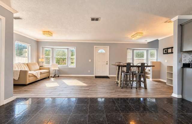 141 S HIAWASSEE Road Gallery 4