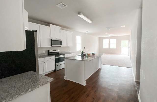 6802 Freedom Hills Gallery 4