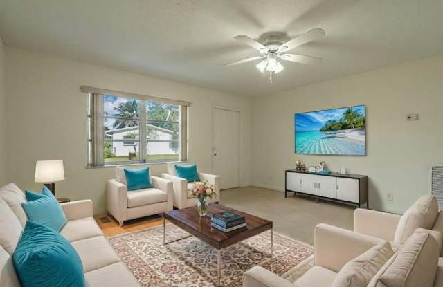 6680 NW 16th St photos photos