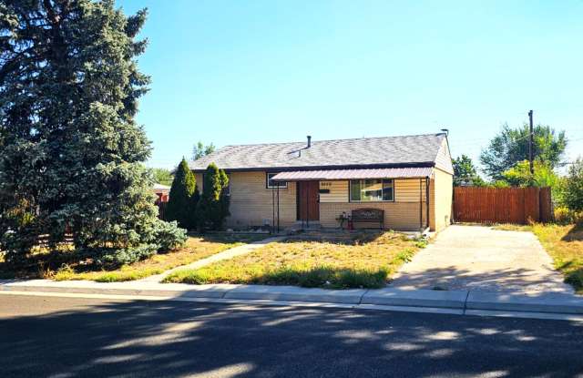 Ranch Style Home with 3 Bedrooms + 4th room/office, 2 Baths and RV parking! photos photos