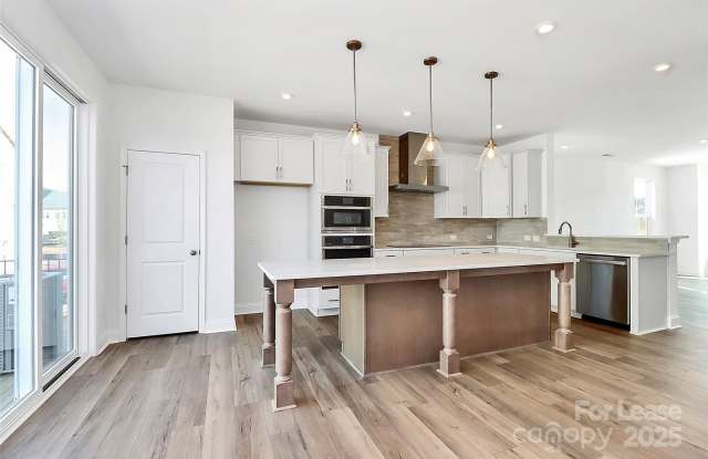 7118 Westrow Avenue - 7118 Westrow Avenue, Mecklenburg County, NC 28278