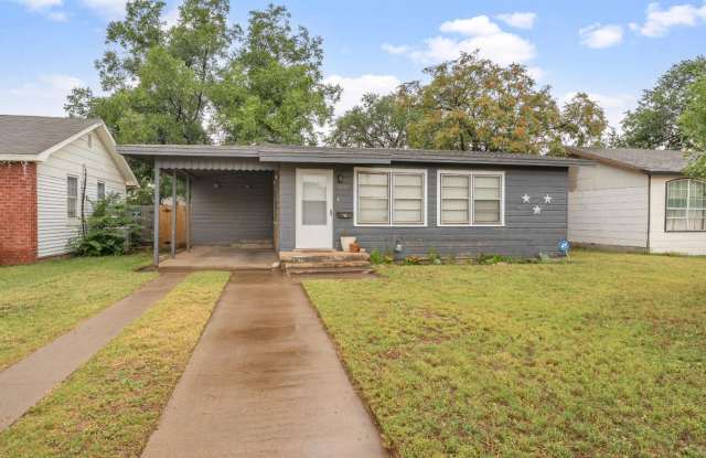 2 bed 1 bath near Slide and Marsha Sharp now available photos photos