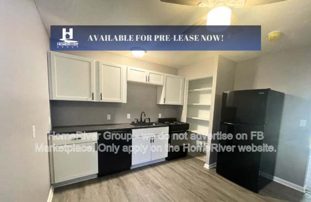 10707 Ewing Dr - 10707 Ewing Drive, Kansas City, MO 64134