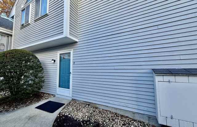 197 Lake St - 197 Lake Street, Weymouth Town, MA 02189