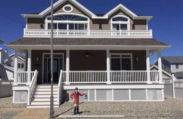23 White Avenue photos photos