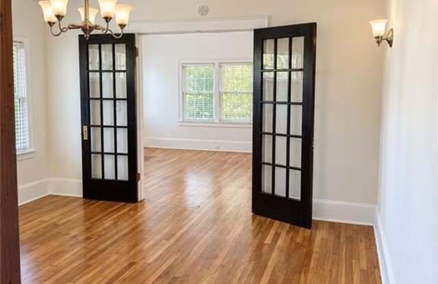 359 Mathewson Place SW Gallery 4