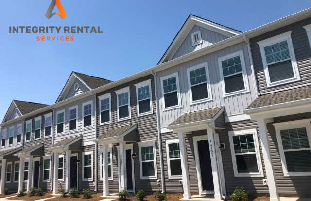 BEAUTIFUL 2 Bedroom Townhome in MIDLAND AVAILABLE MARCH 2026 - 14123 Clayborn Street, Midland, NC 28107