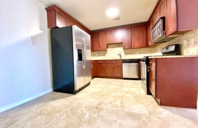 45-51 GOTTHARDT ST - 45-51 Gotthardt St, Newark, NJ 07105