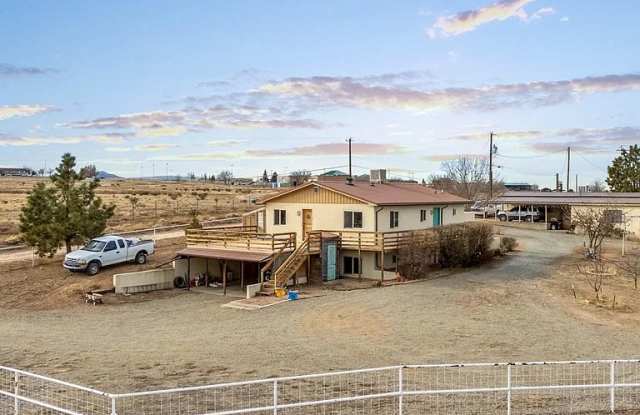 29 Comanche Drive photos photos
