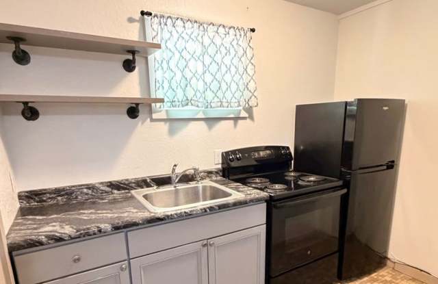 Broadway Apartments Gallery 4