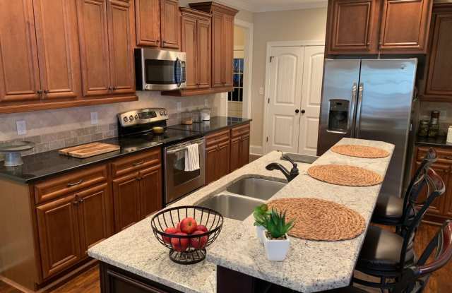 2083 Hiwassee Dr photos photos