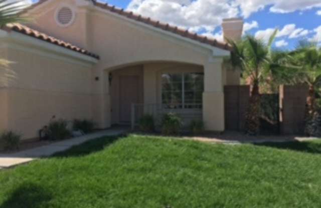 Summerlin Single Story Home on Corner Lot with Pet Friendly Owners/Fenced Yard/Tile Gallery 1