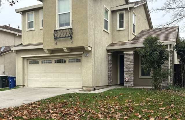 Pleasing 5/2 near college and UC - 481 Jacobs Drive, Merced, CA 95348