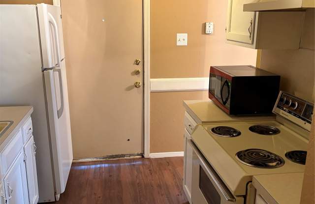 3774 Radcliff Road Gallery 4