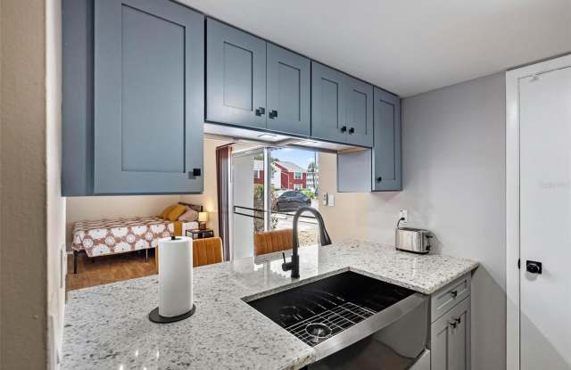 1055 82ND Terrace N Gallery 2