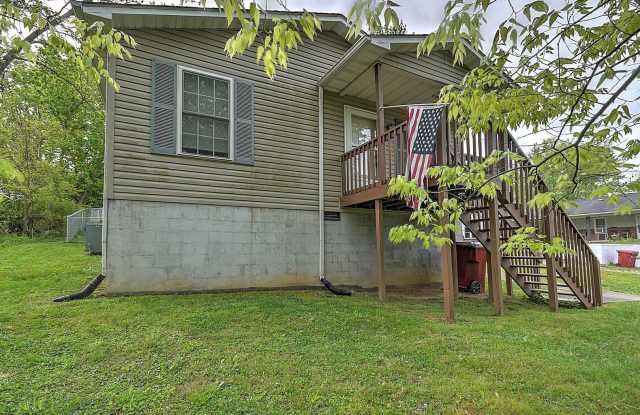 303 Moorland Drive, Johnson City, TN 37615 Gallery 4