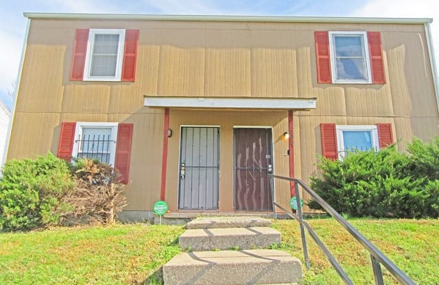 2215 Askew Ave - 2215 Askew Avenue, Kansas City, MO 64127
