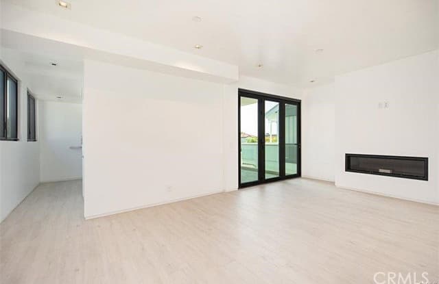 423 Orchid Avenue Gallery 4