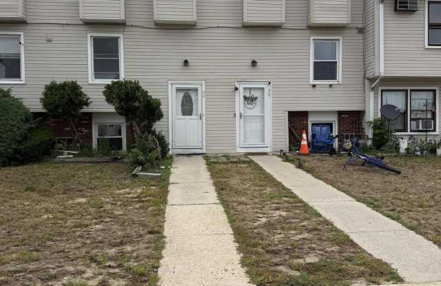 92 Sawmill Road photos photos