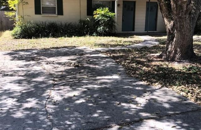 38600 NAOMI AVENUE - 38600 Naomi Avenue, Zephyrhills, FL 33542