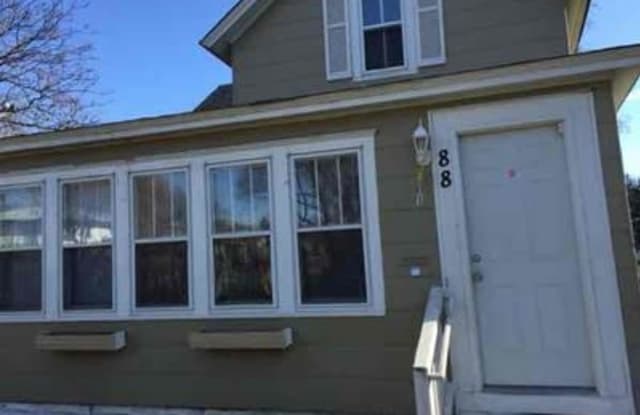 88 Magnolia Ave W - 88 Magnolia Avenue West, St. Paul, MN 55117