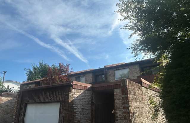 2045 N GLEBE ROAD photos photos