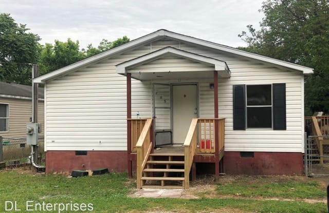 1605 N. Chamberlain Ave. - 1605 North Chamberlain Avenue, Chattanooga, TN 37406